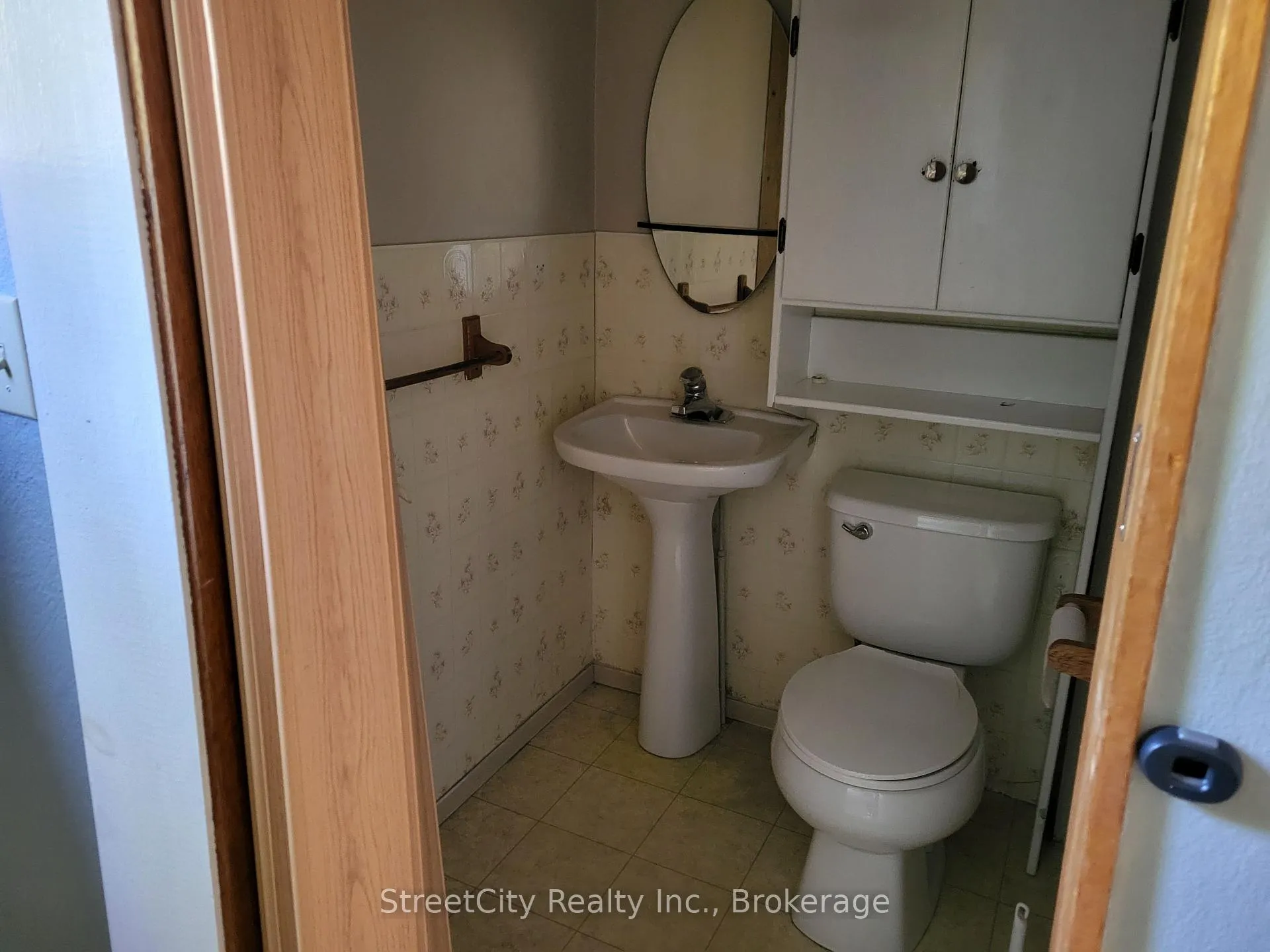 Photo 11 of 12 Mercer Street, Stratford — HOMEH