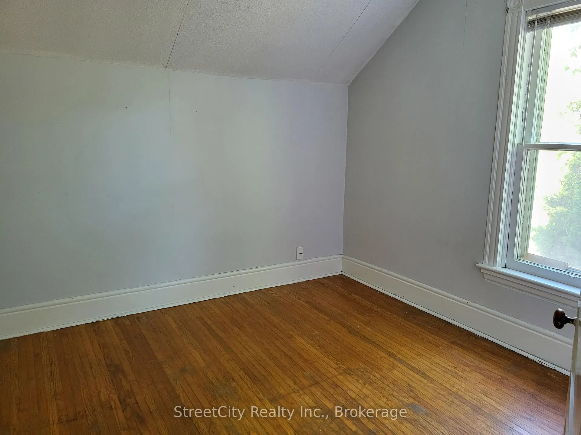 Photo 18 of 12 Mercer Street, Stratford — HOMEH