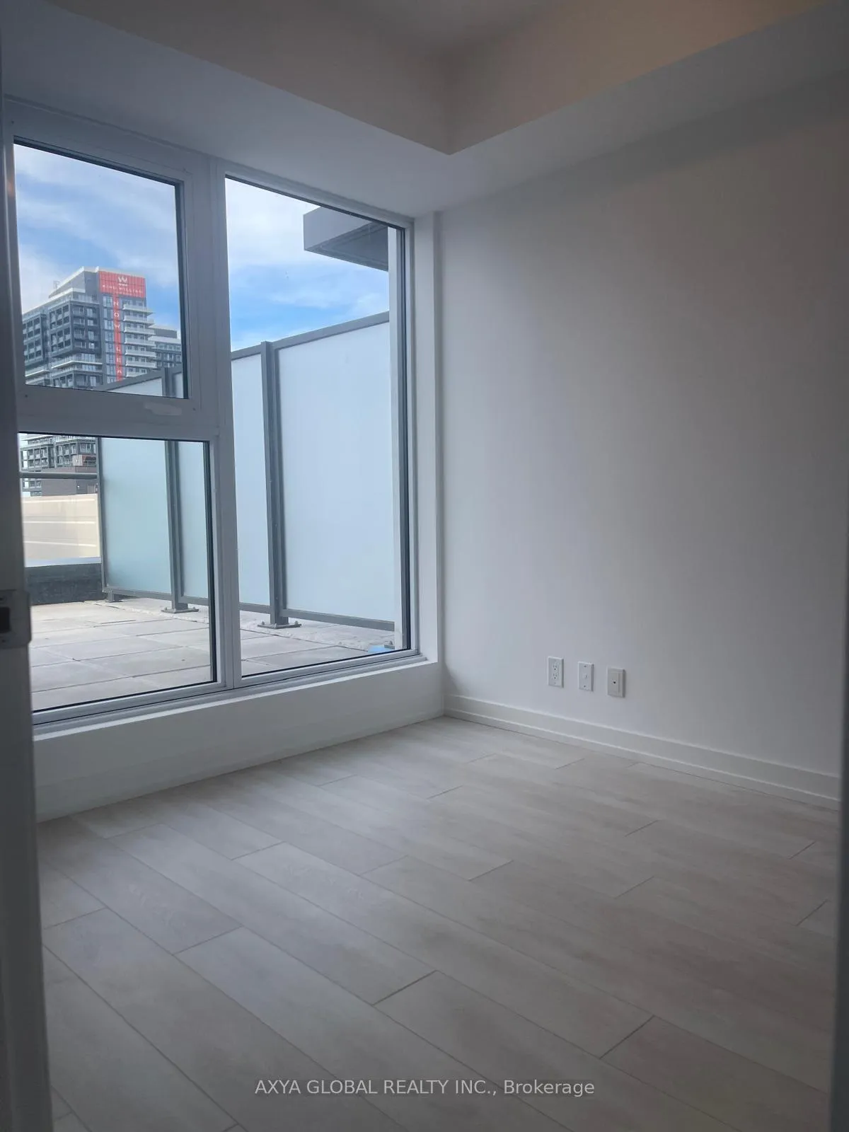 Photo 6 of Unit 1103, 75 James Street S, Hamilton, Corktown — HOMEH
