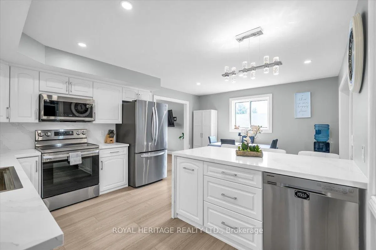 Photo 10 of 194 Clitheroe Road, Alnwick/Haldimand, Grafton — HOMEH