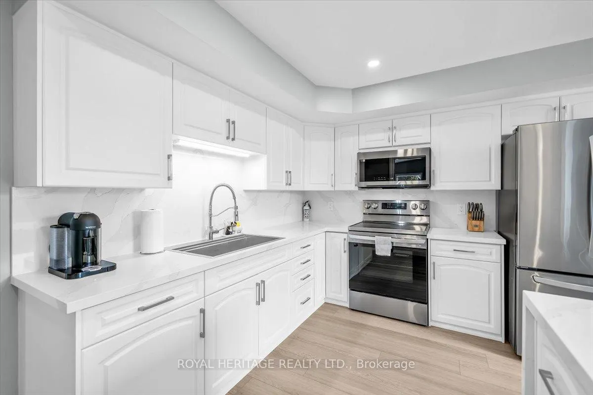 Photo 11 of 194 Clitheroe Road, Alnwick/Haldimand, Grafton — HOMEH
