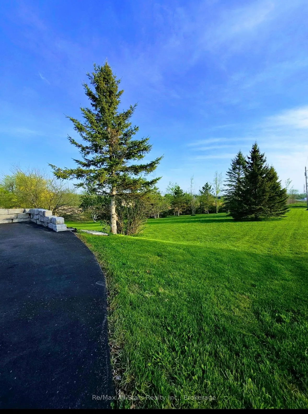 Photo 2 of 4054 35 Highway, Kawartha Lakes, Fenelon — HOMEH