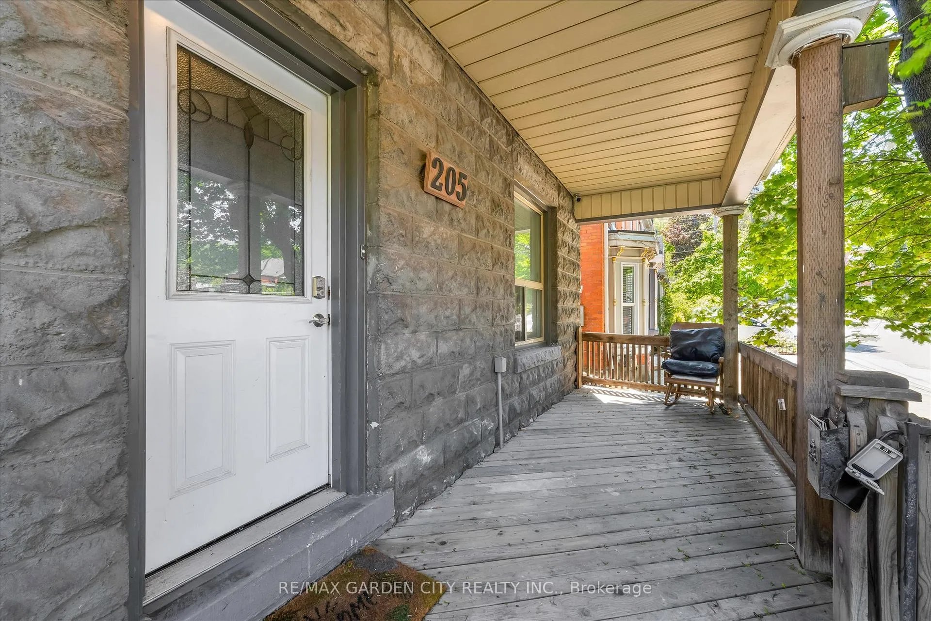 Photo 1 of Unit Main, 205 Ferguson Avenue S, Hamilton, Corktown — HOMEH