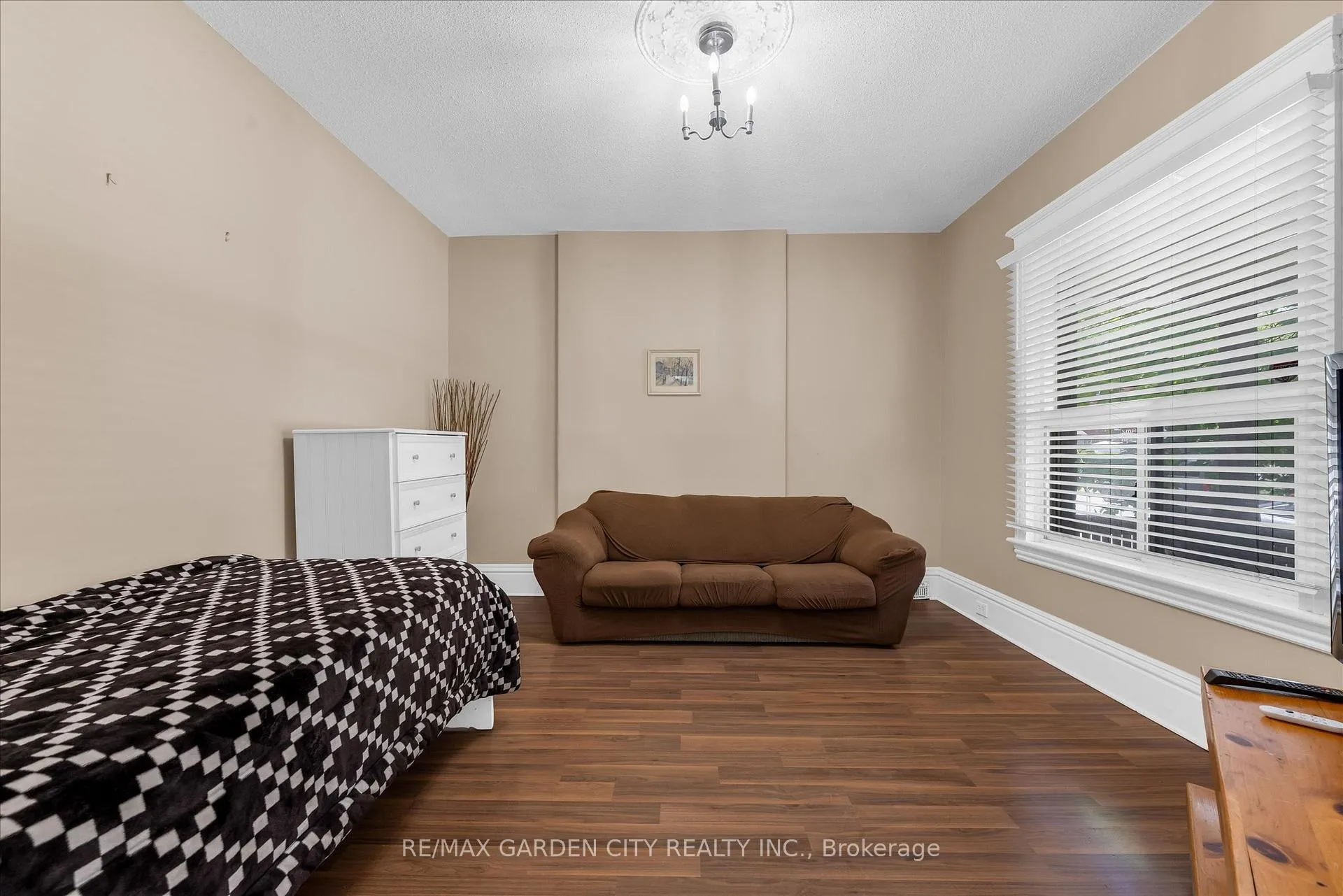 Photo 2 of Unit Main, 205 Ferguson Avenue S, Hamilton, Corktown — HOMEH
