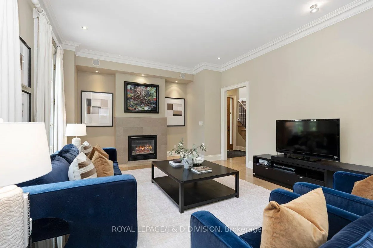 Photo 7 of 1022 Spadina Road, Toronto, Forest Hill North — HOMEH