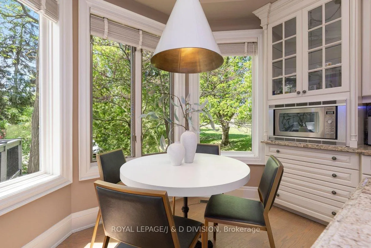 Photo 13 of 1022 Spadina Road, Toronto, Forest Hill North — HOMEH