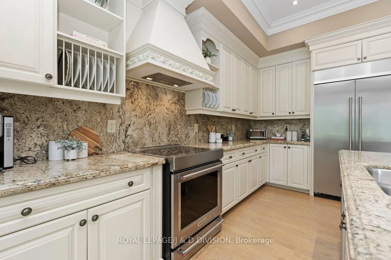Photo 17 of 1022 Spadina Road, Toronto, Forest Hill North — HOMEH