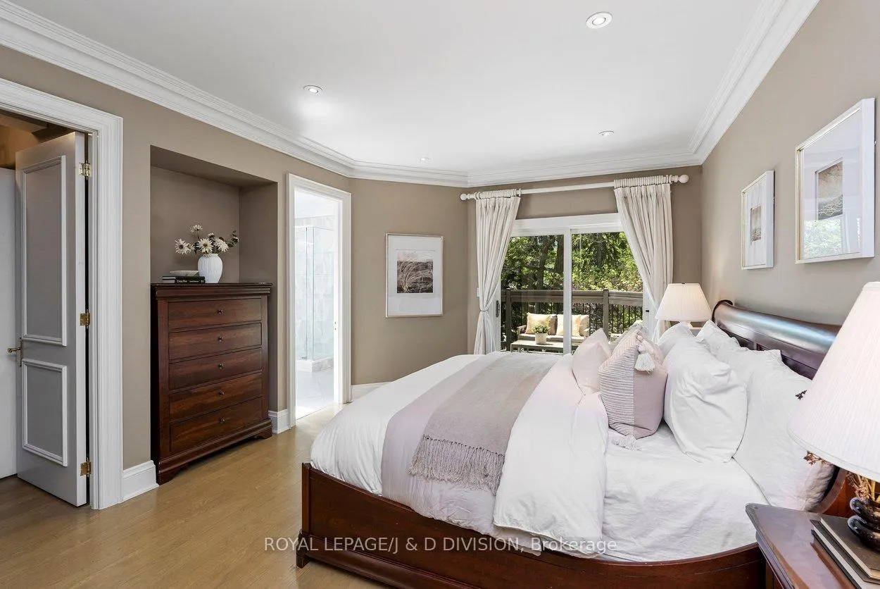Photo 24 of 1022 Spadina Road, Toronto, Forest Hill North — HOMEH