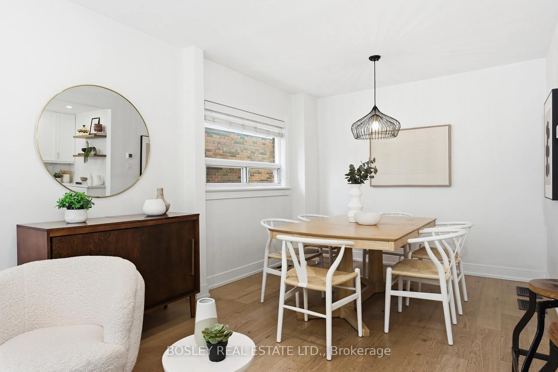 Photo 6 of 39 White Birch Rd, Scarborough, Birchcliffe-Cliffside — HOMEH