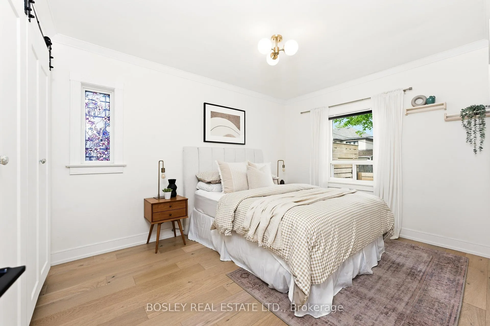 Photo 10 of 39 White Birch Rd, Scarborough, Birchcliffe-Cliffside — HOMEH