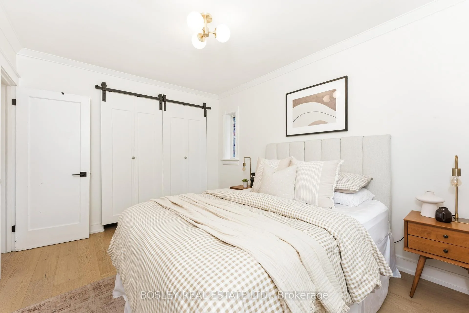 Photo 11 of 39 White Birch Rd, Scarborough, Birchcliffe-Cliffside — HOMEH