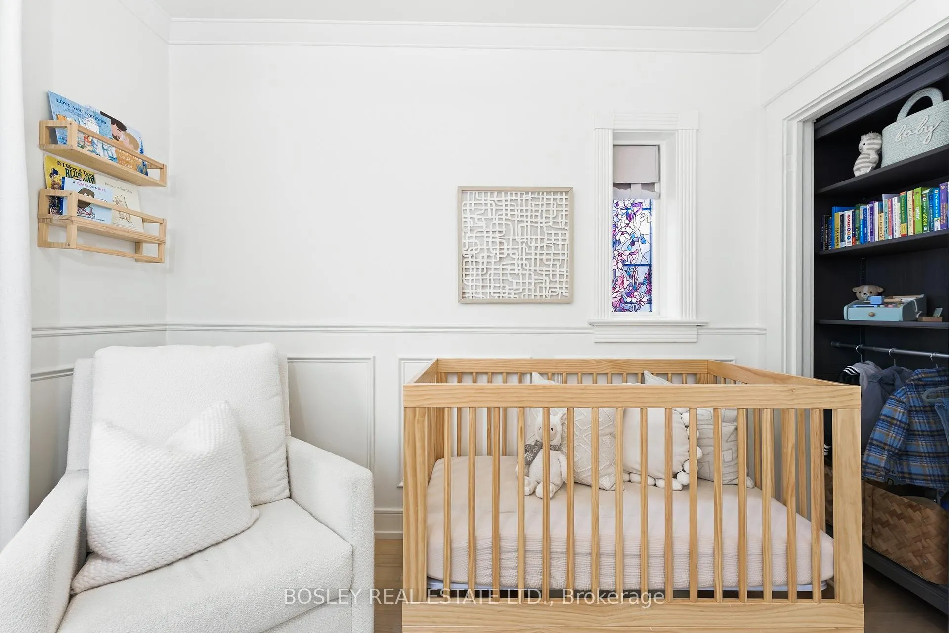 Photo 14 of 39 White Birch Rd, Scarborough, Birchcliffe-Cliffside — HOMEH