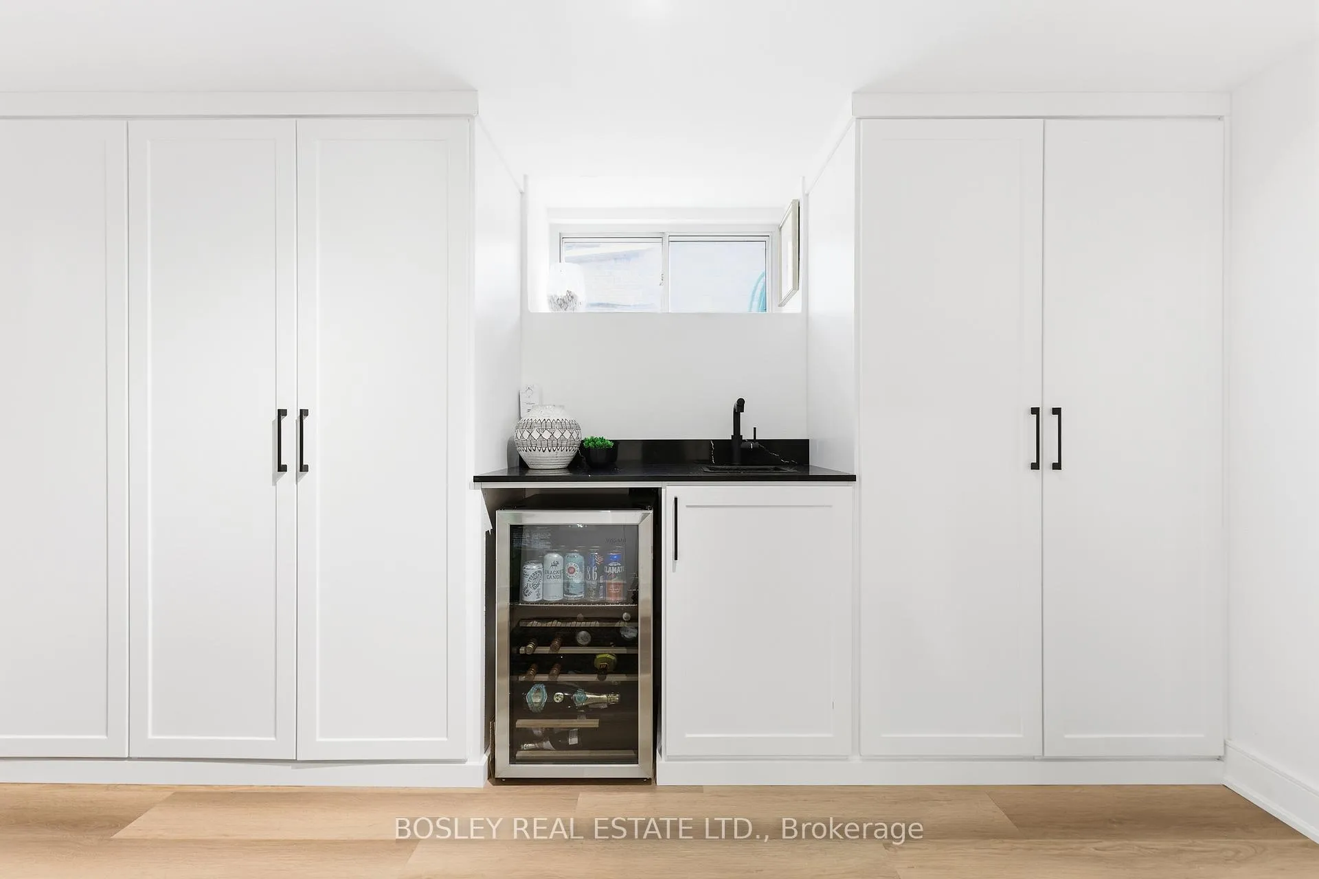 Photo 25 of 39 White Birch Rd, Scarborough, Birchcliffe-Cliffside — HOMEH