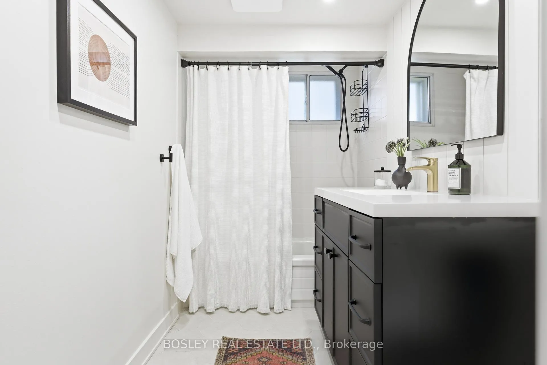 Photo 26 of 39 White Birch Rd, Scarborough, Birchcliffe-Cliffside — HOMEH