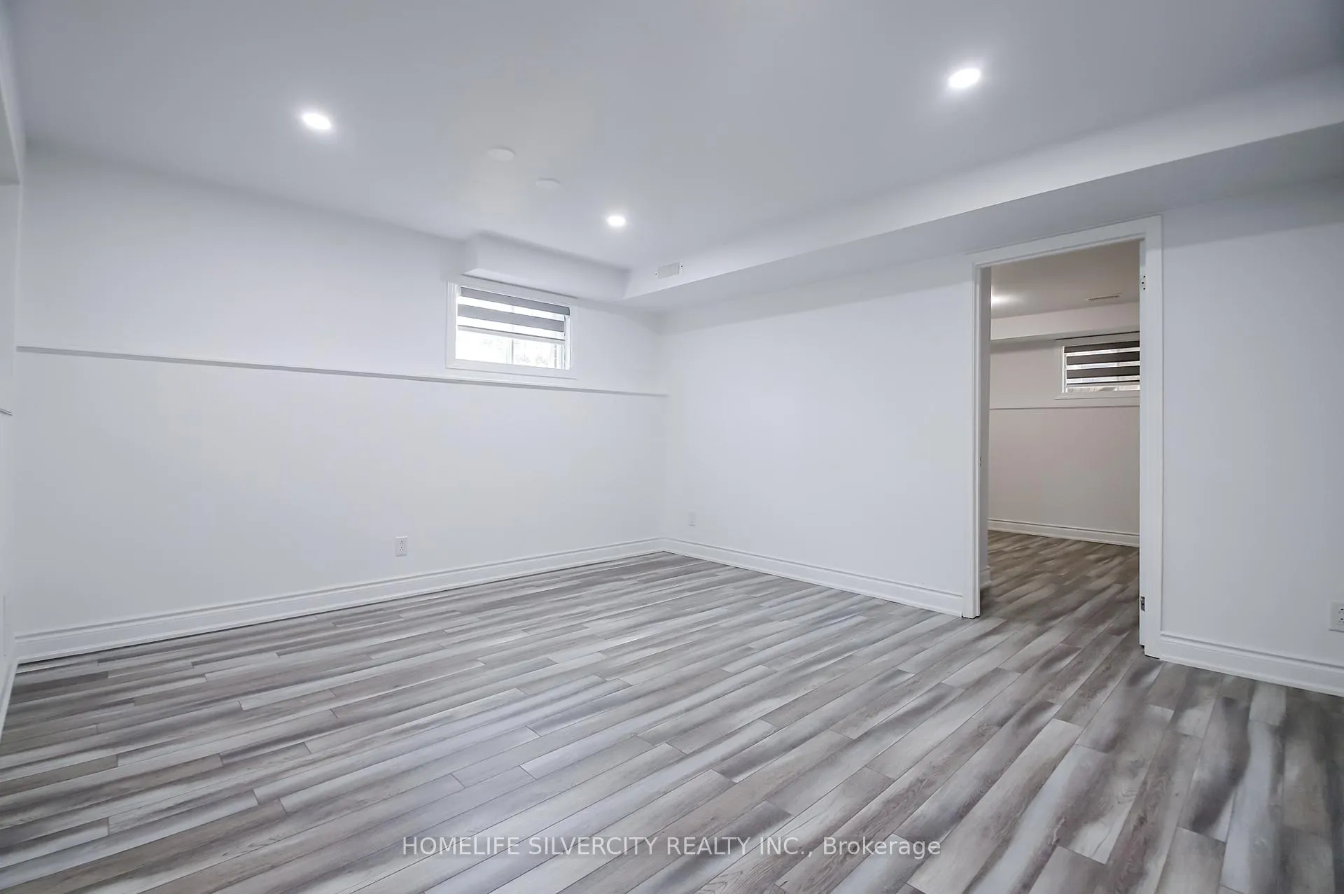 Photo 33 of 904 Lake Drive E, Georgina, Sutton & Jackson's Point — HOMEH