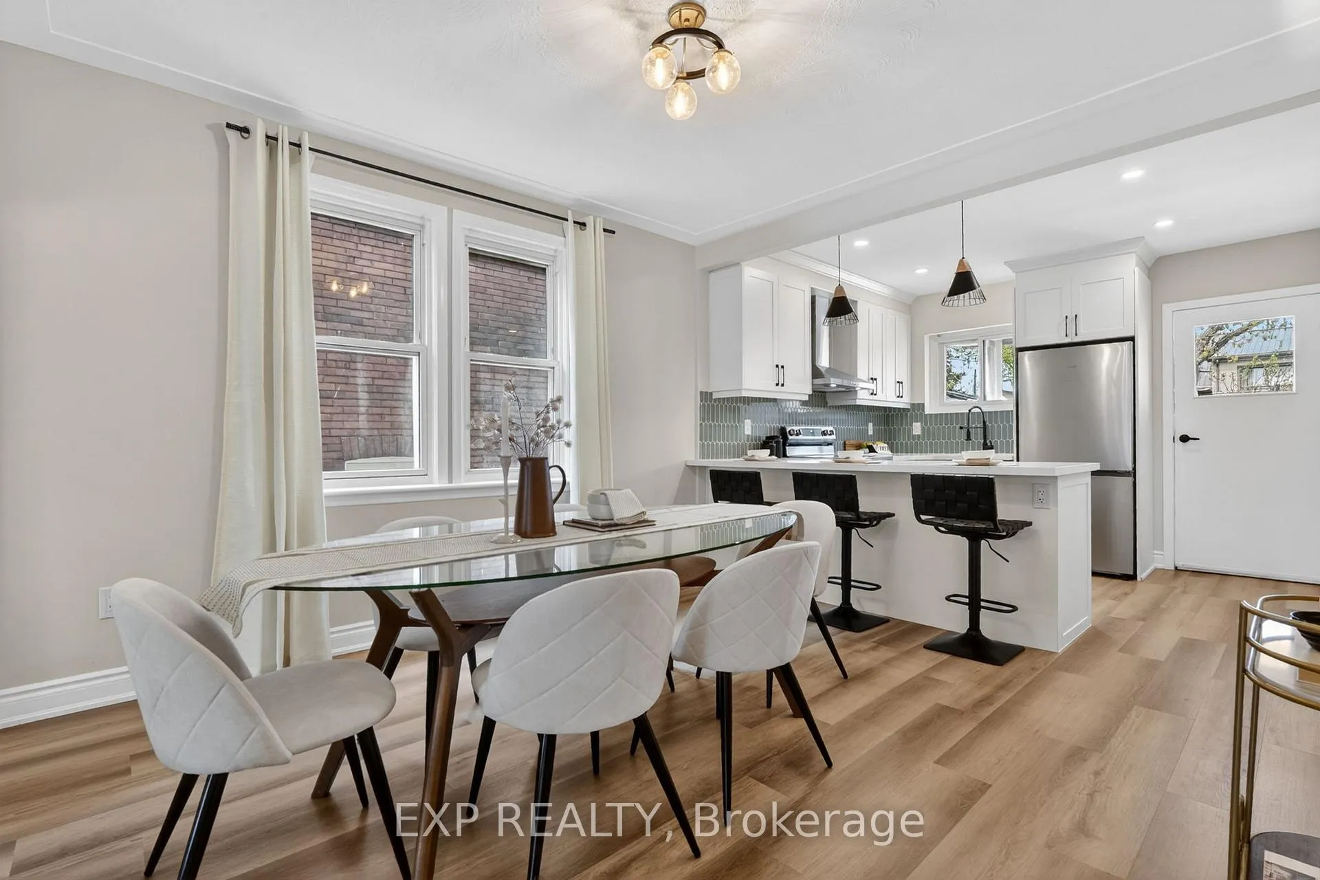 Photo 10 of 83 Beechwood Avenue, Hamilton, Stipley — HOMEH