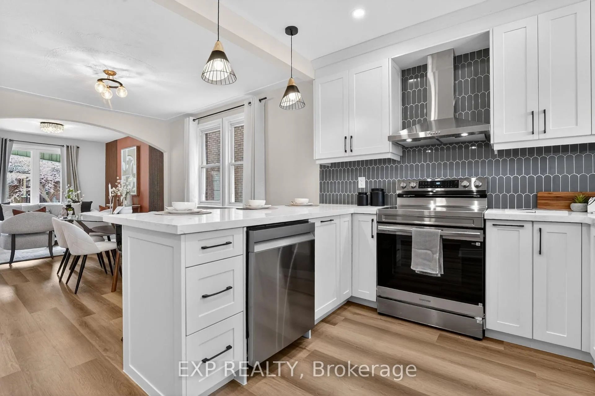 Photo 15 of 83 Beechwood Avenue, Hamilton, Stipley — HOMEH