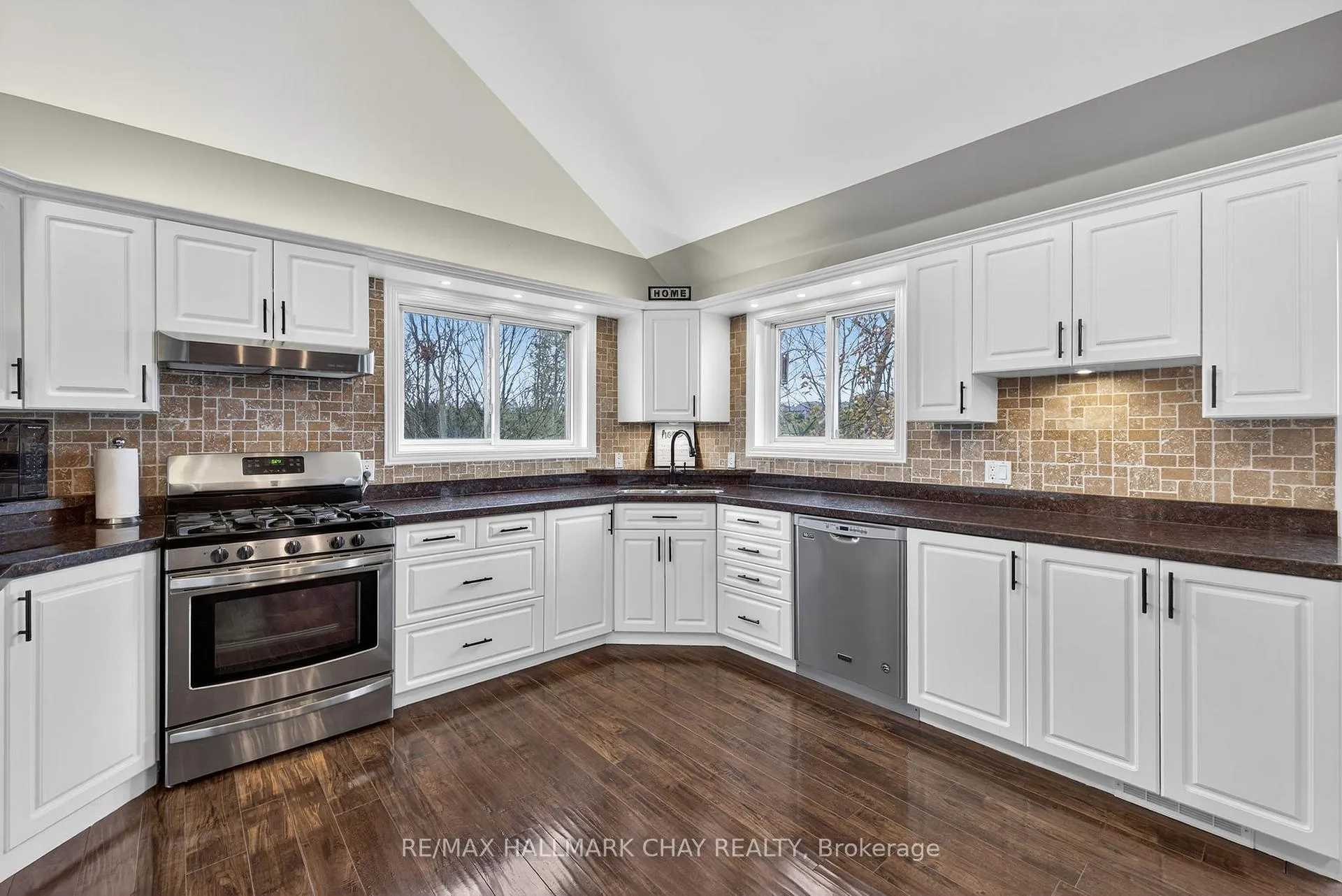 Photo 10 of 6172 14th Line, New Tecumseth, Rural New Tecumseth — HOMEH