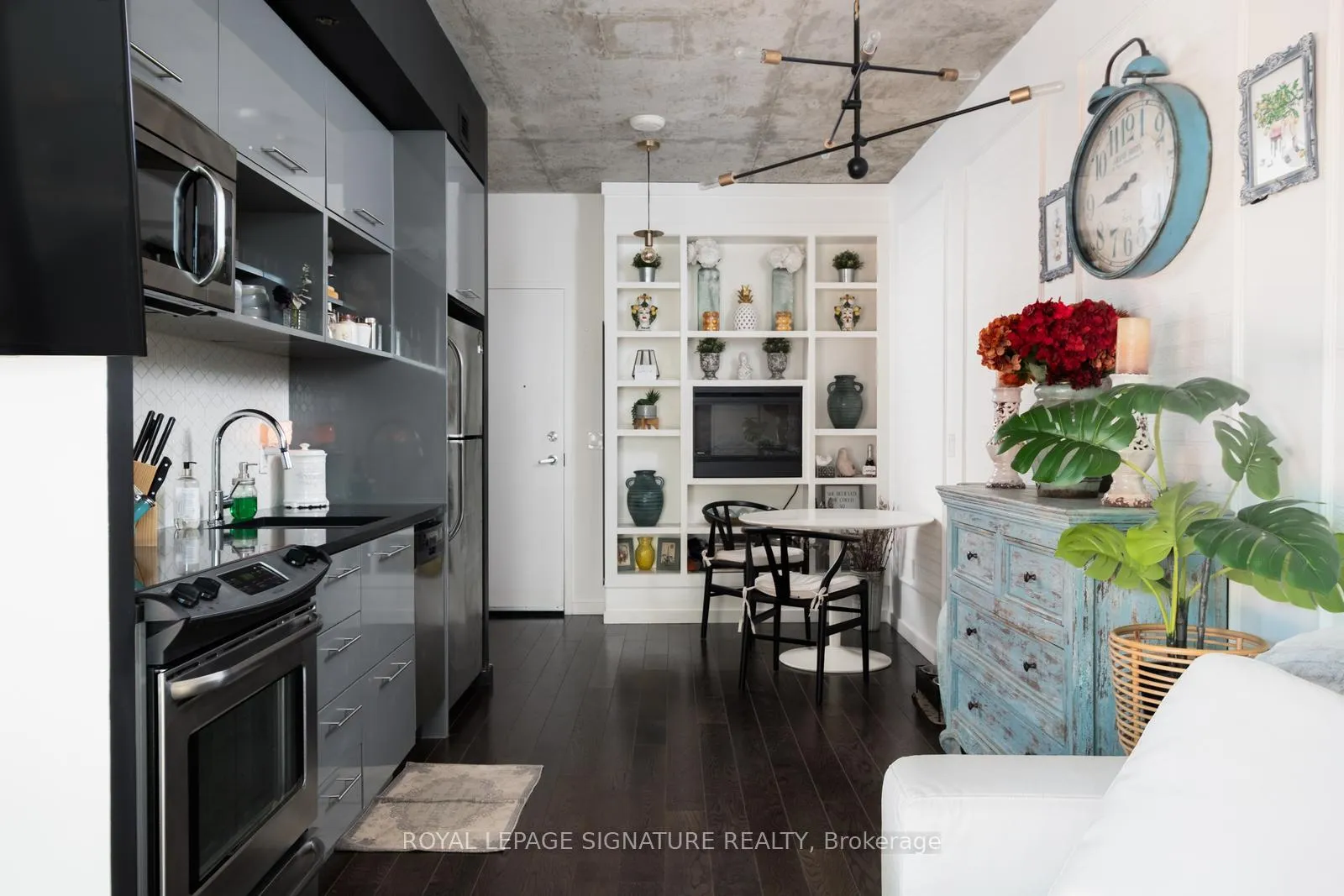 Photo 6 of Unit 506, 51 Trolley Crescent, Toronto, Moss Park — HOMEH