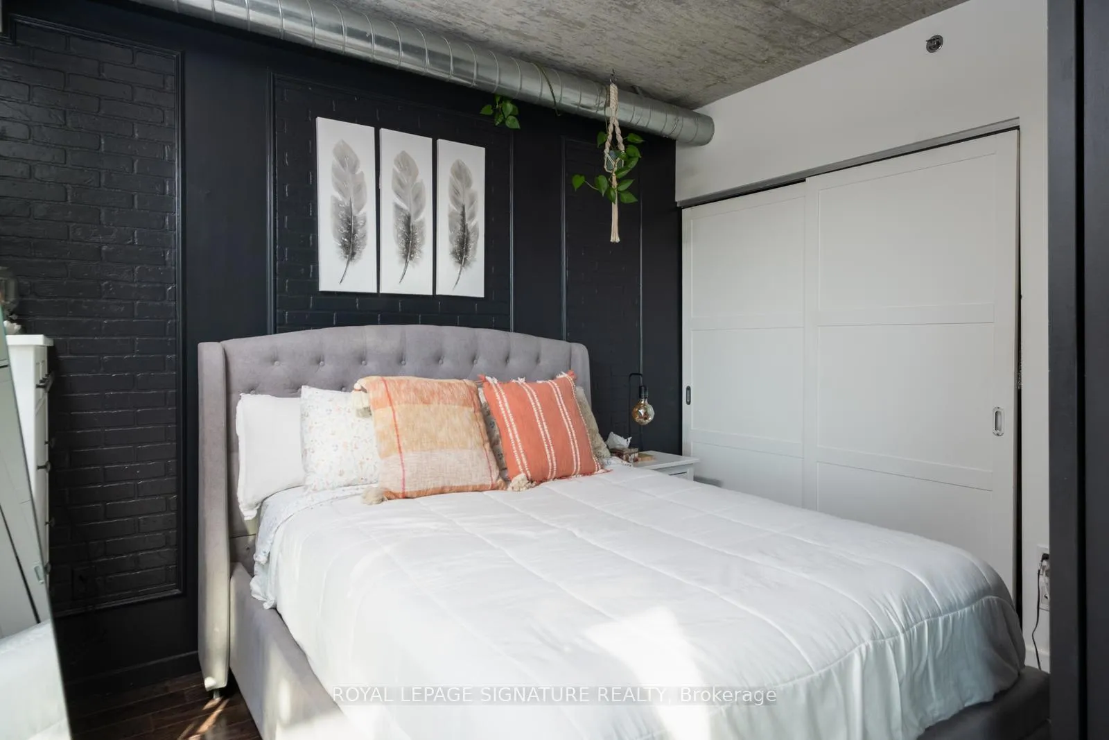 Photo 8 of Unit 506, 51 Trolley Crescent, Toronto, Moss Park — HOMEH