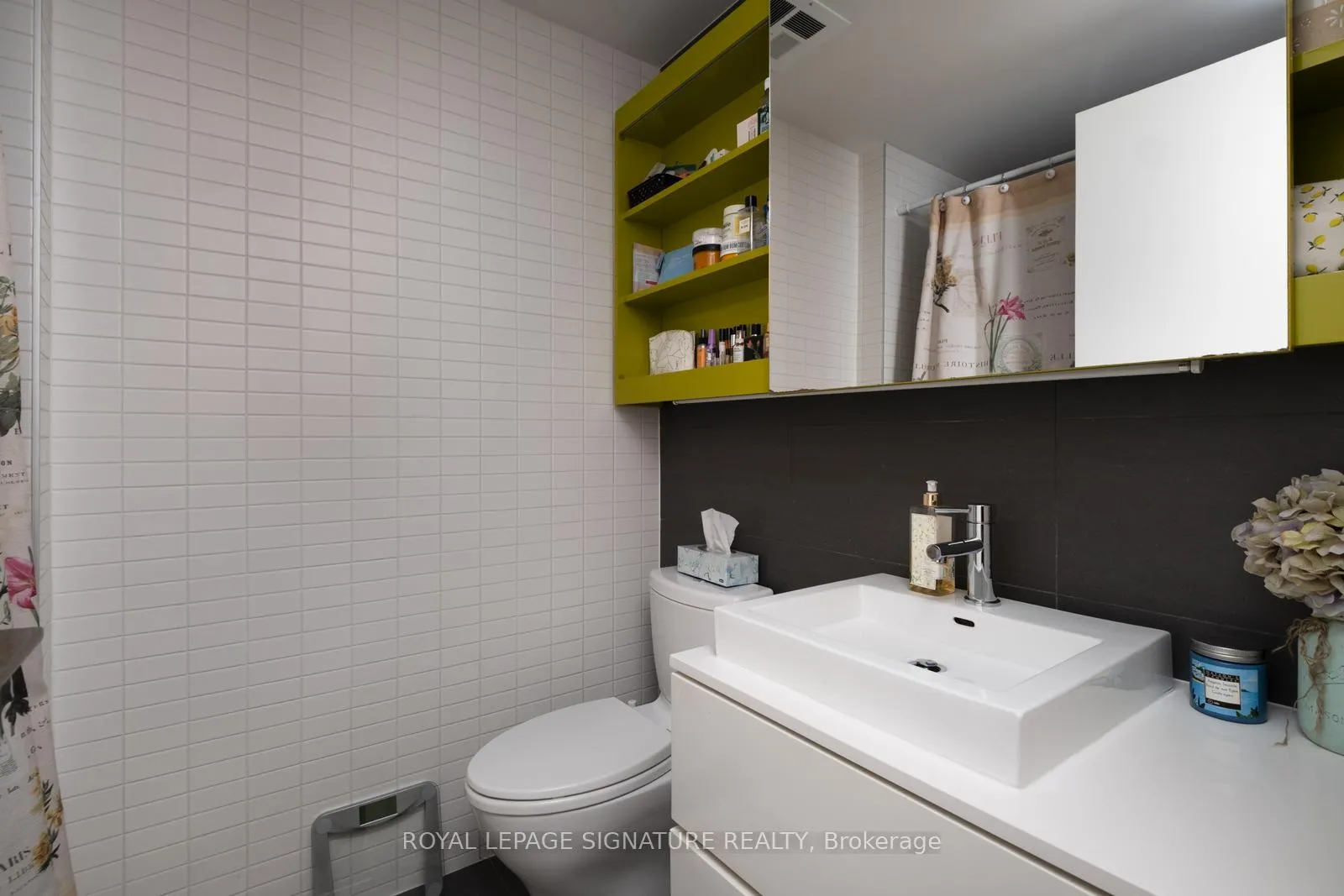 Photo 11 of Unit 506, 51 Trolley Crescent, Toronto, Moss Park — HOMEH