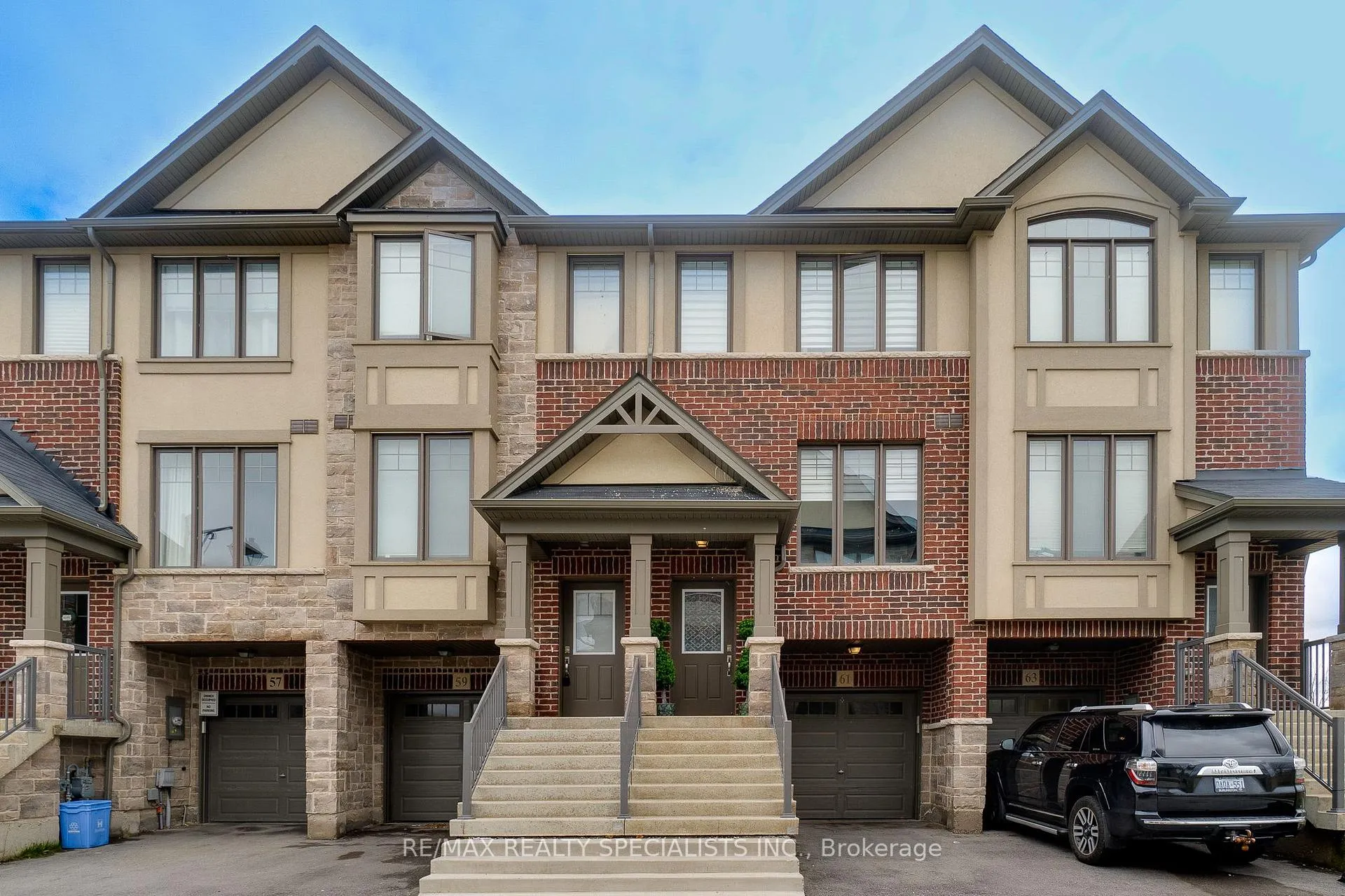 Photo 1 of 61 Farley Lane, Hamilton, Meadowlands — HOMEH