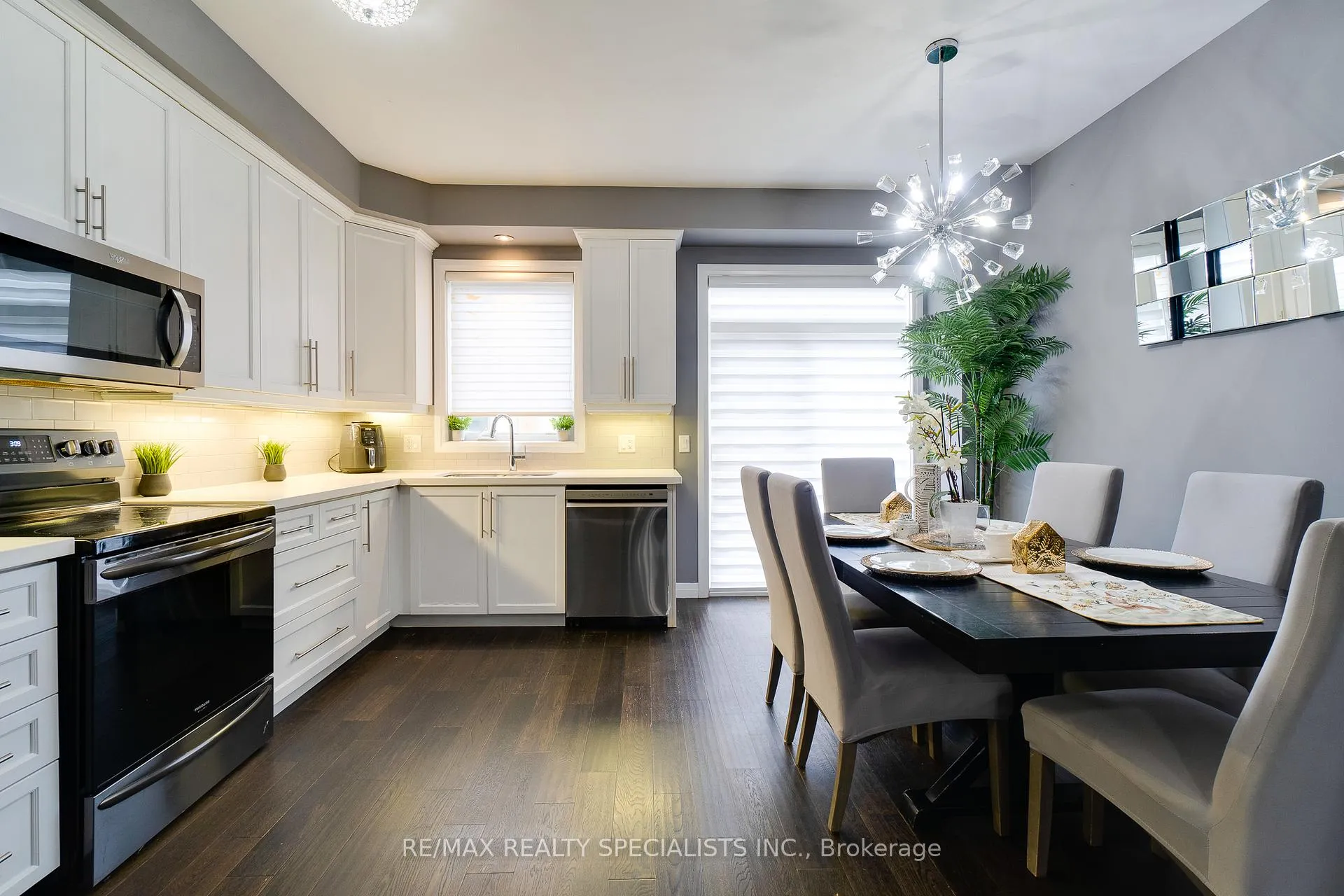 Photo 10 of 61 Farley Lane, Hamilton, Meadowlands — HOMEH