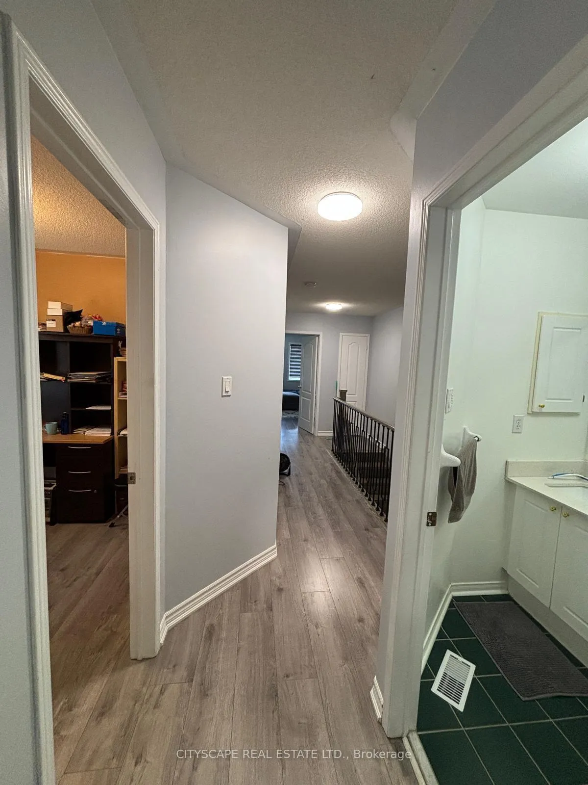 Photo 4 of 57 Bunchberry Way W, Brampton, Sandringham-Wellington — HOMEH
