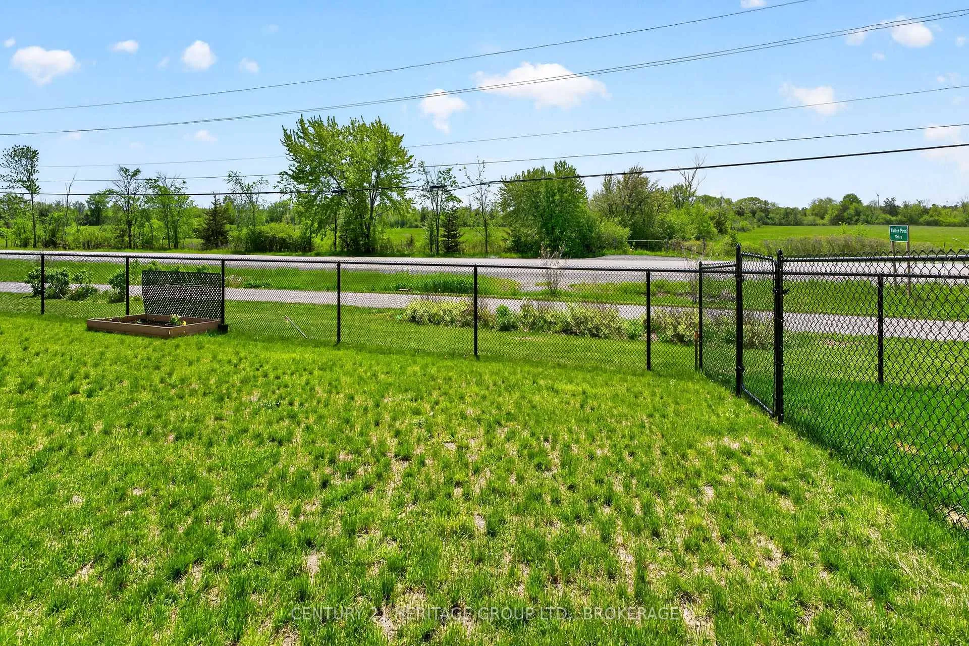 Photo 45 of 189 Superior Drive, Loyalist, Amherstview — HOMEH
