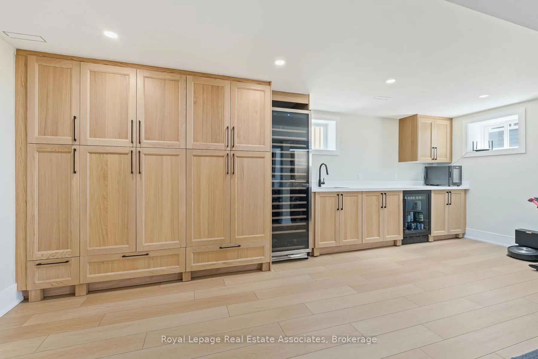 Photo 22 of 37 Windsor Road, Halton Hills, Georgetown — HOMEH