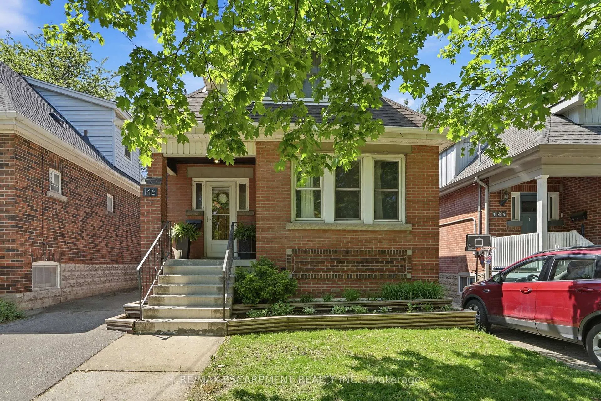 Photo 1 of 146 Park Row S, Hamilton, Delta — HOMEH