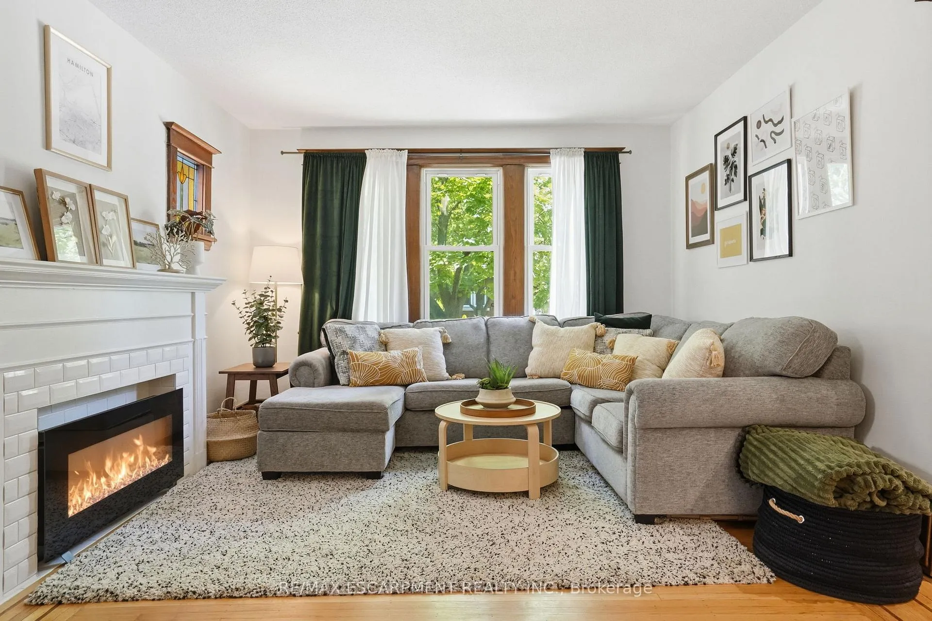 Photo 9 of 146 Park Row S, Hamilton, Delta — HOMEH