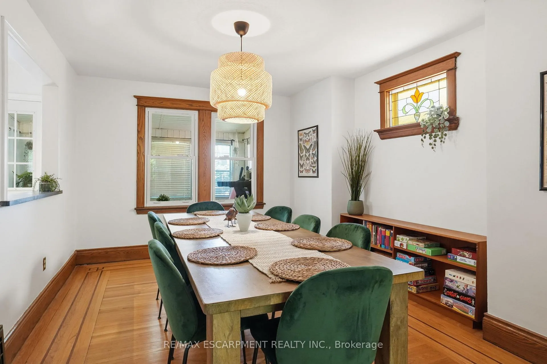 Photo 12 of 146 Park Row S, Hamilton, Delta — HOMEH
