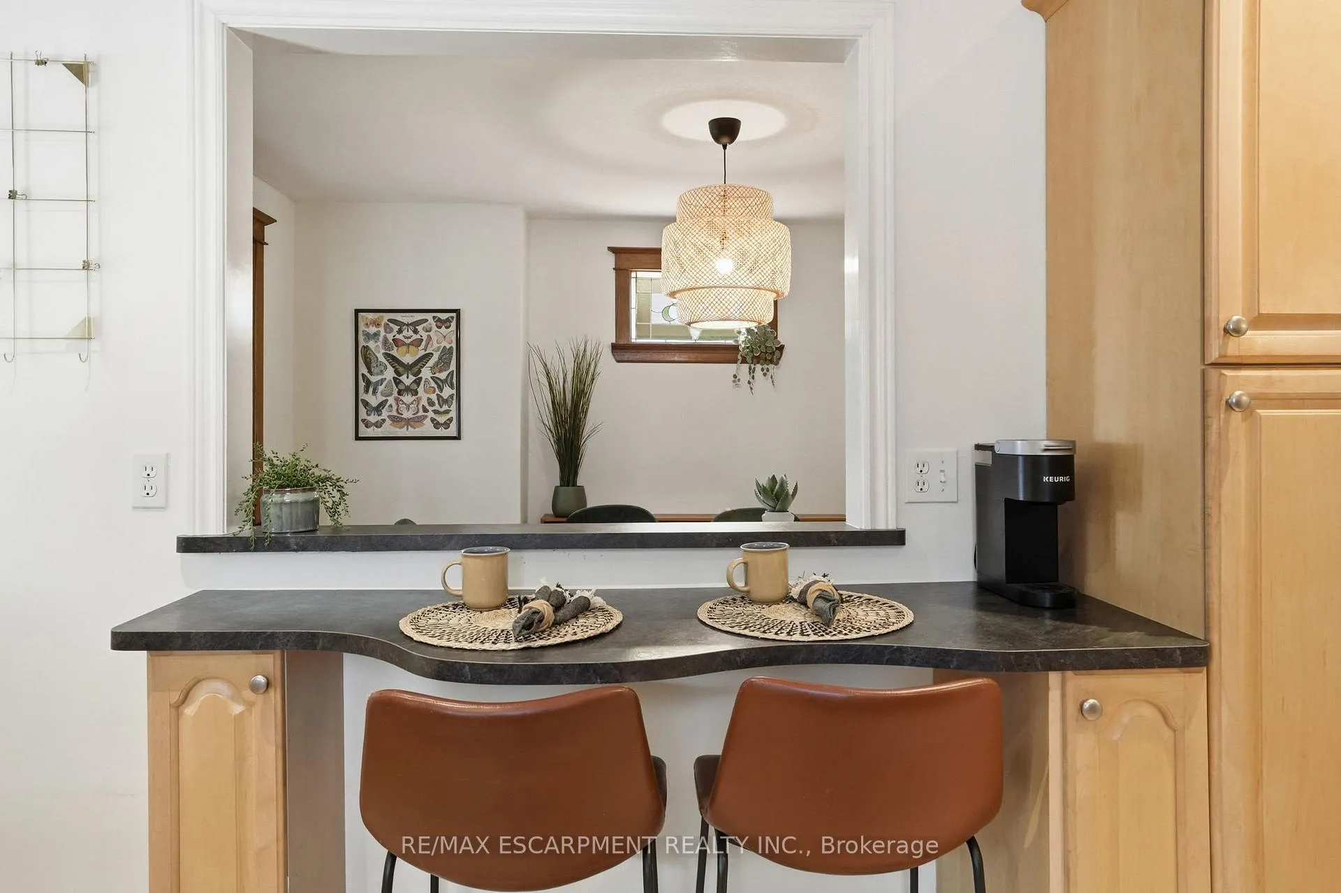 Photo 16 of 146 Park Row S, Hamilton, Delta — HOMEH