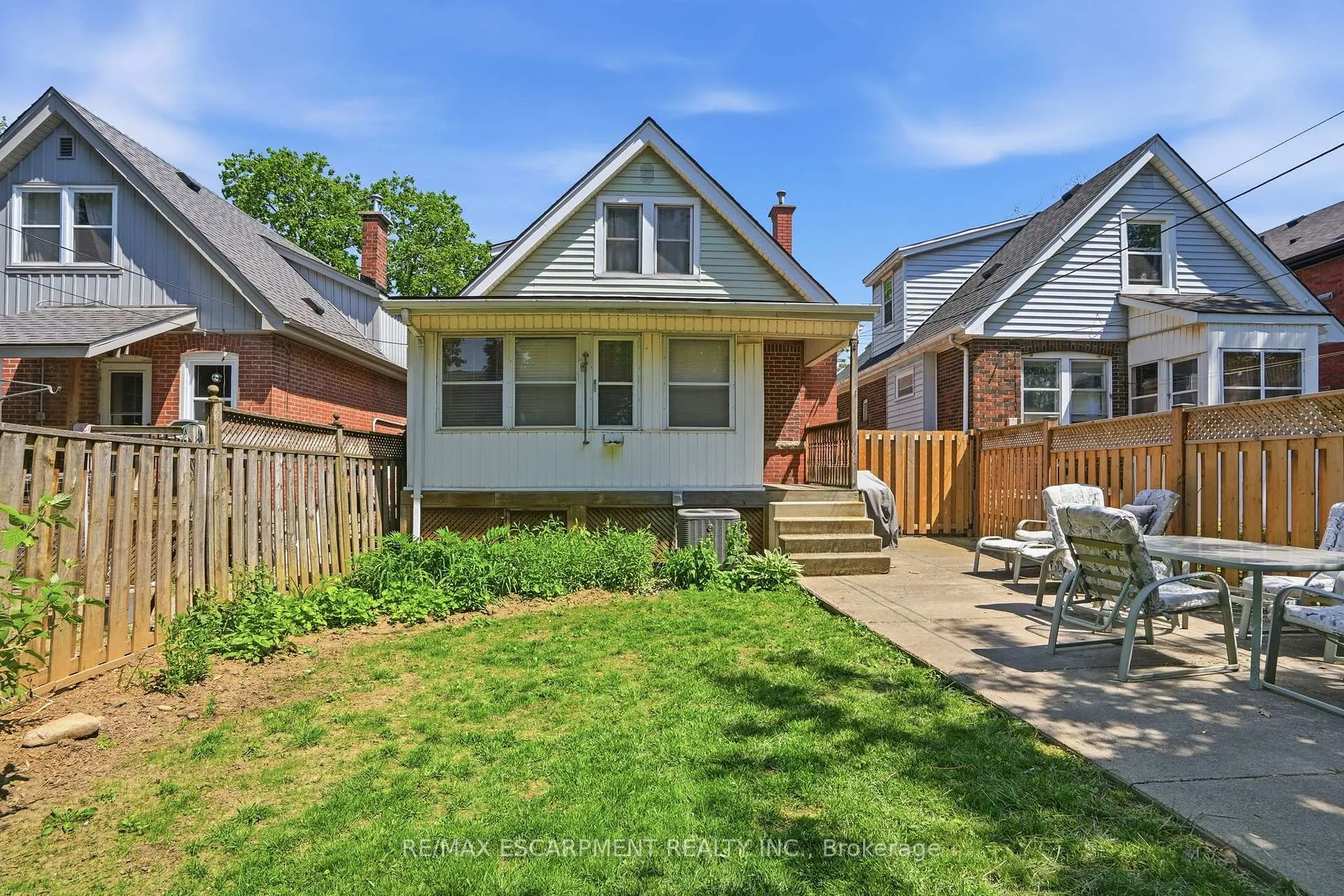 Photo 47 of 146 Park Row S, Hamilton, Delta — HOMEH