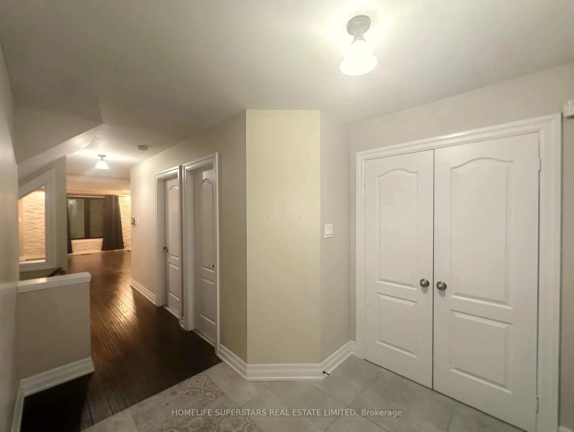Photo 2 of 88 River Rock Crescent W, Brampton, Fletcher's Meadow — HOMEH