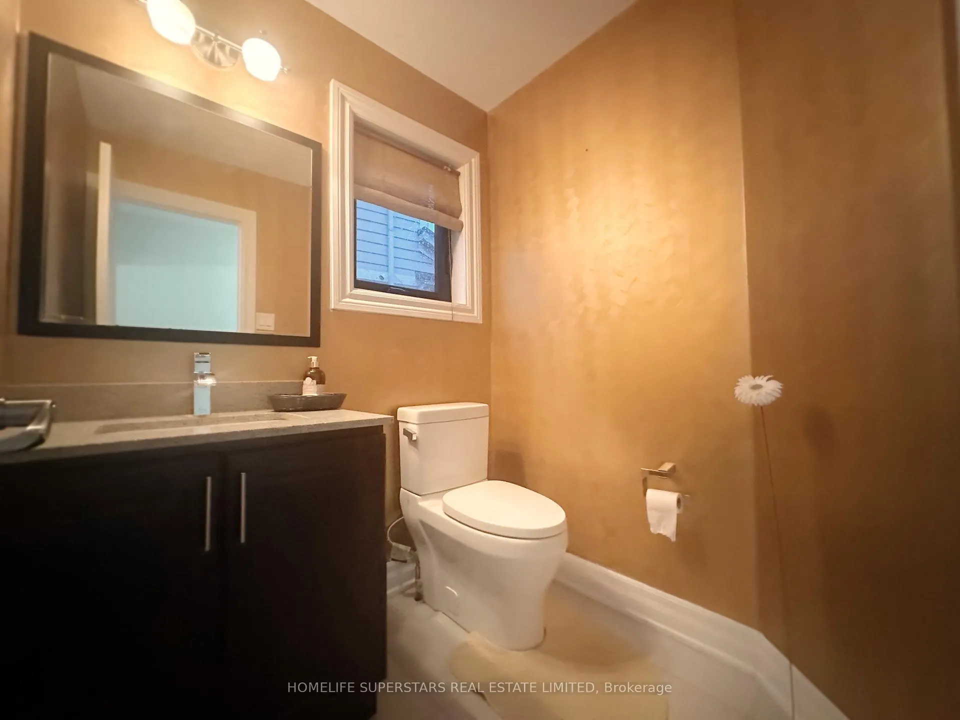Photo 3 of 88 River Rock Crescent W, Brampton, Fletcher's Meadow — HOMEH