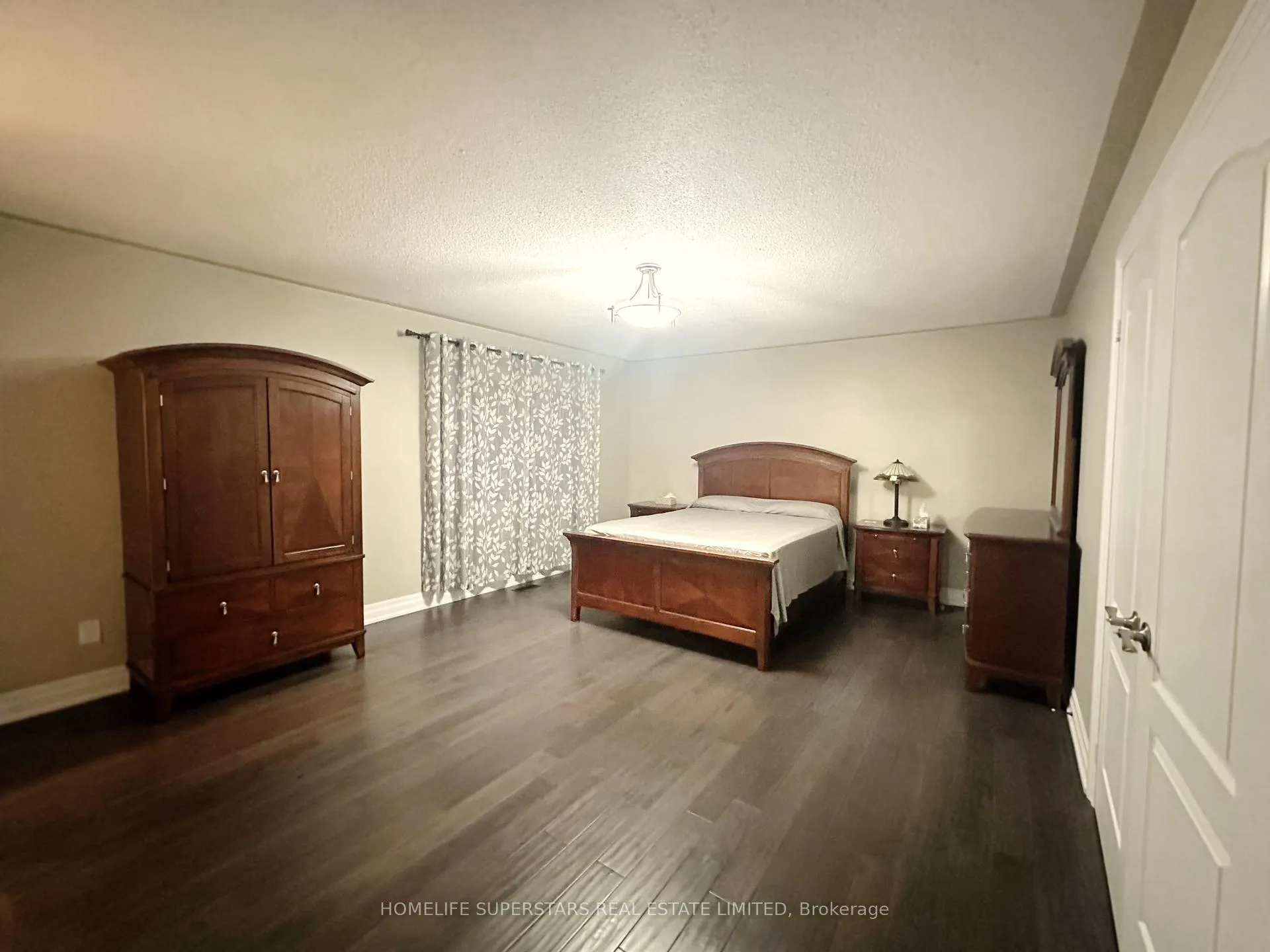 Photo 14 of 88 River Rock Crescent W, Brampton, Fletcher's Meadow — HOMEH
