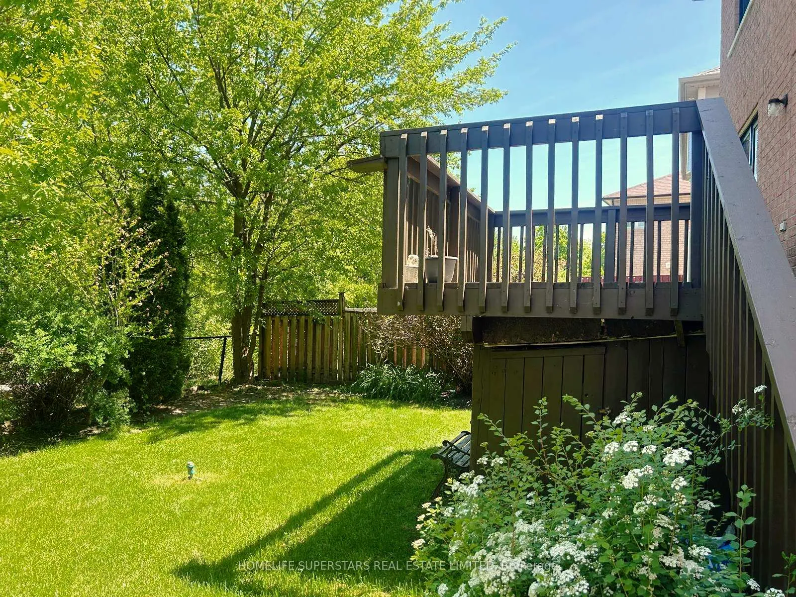 Photo 21 of 88 River Rock Crescent W, Brampton, Fletcher's Meadow — HOMEH