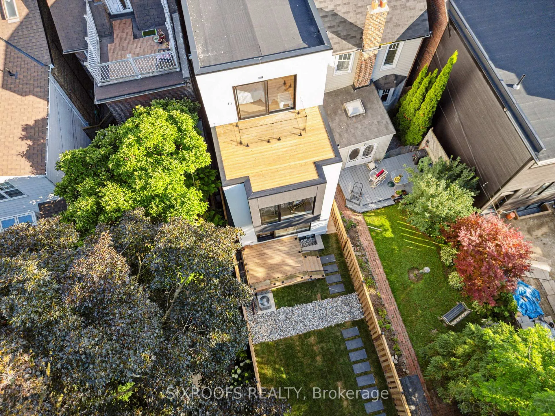 Photo 25 of 44A Alcina Avenue, Toronto, Wychwood — HOMEH
