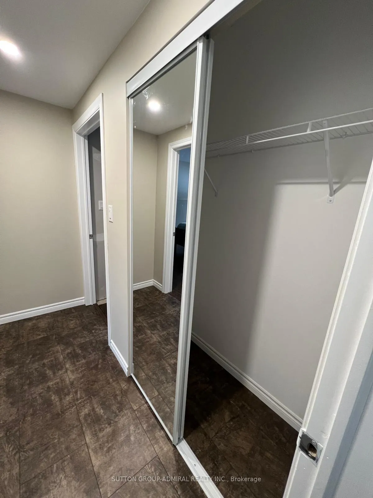 Photo 5 of 104 Helena Street, Wasaga Beach — HOMEH