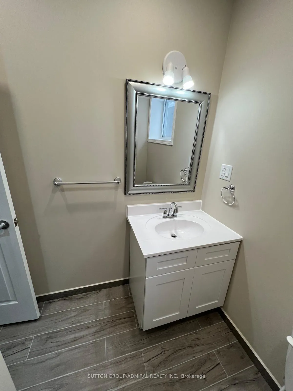 Photo 9 of 104 Helena Street, Wasaga Beach — HOMEH