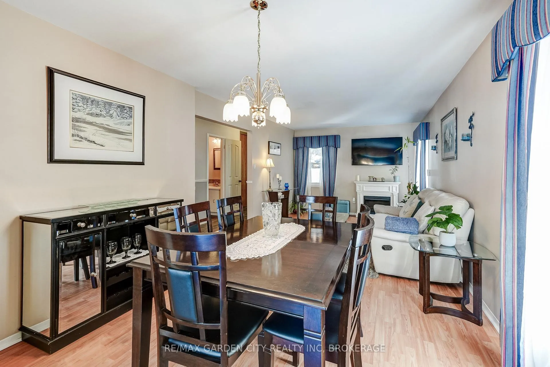 Photo 6 of 3169 Bartholomew Crescent, Mississauga, Meadowvale — HOMEH