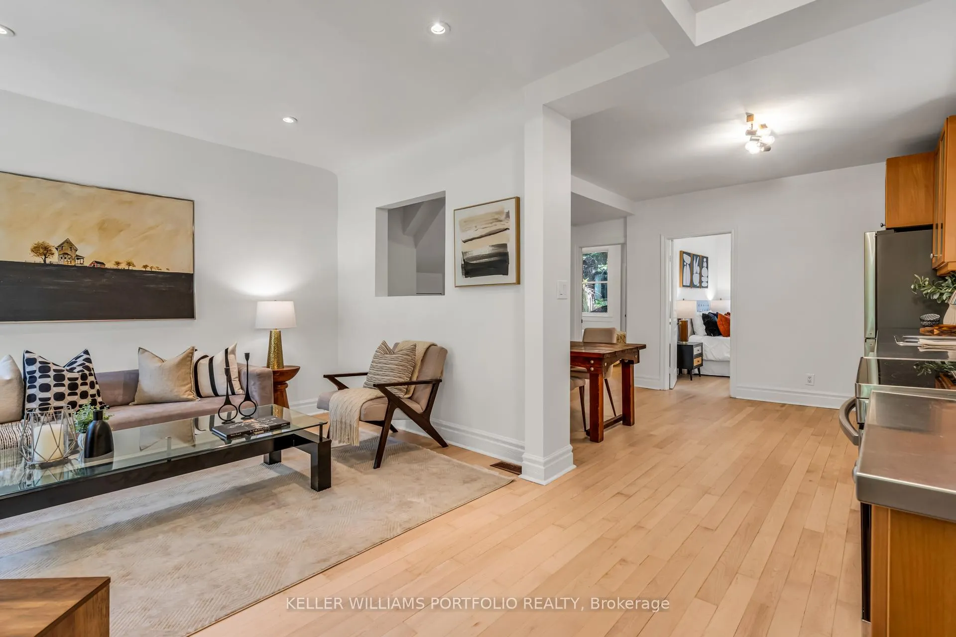 Photo 4 of 79 Gore Vale Avenue, Toronto, Trinity-Bellwoods — HOMEH