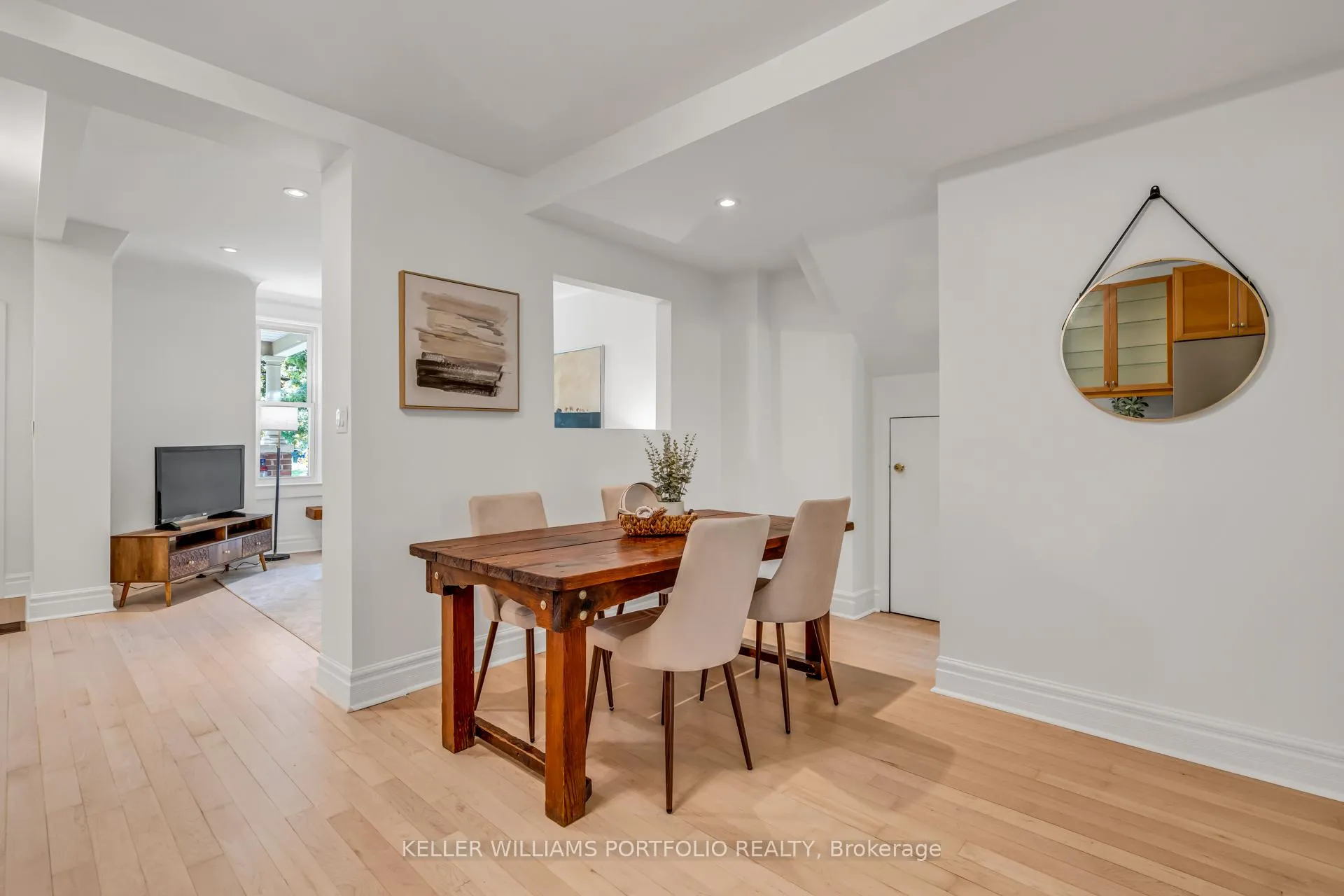 Photo 7 of 79 Gore Vale Avenue, Toronto, Trinity-Bellwoods — HOMEH