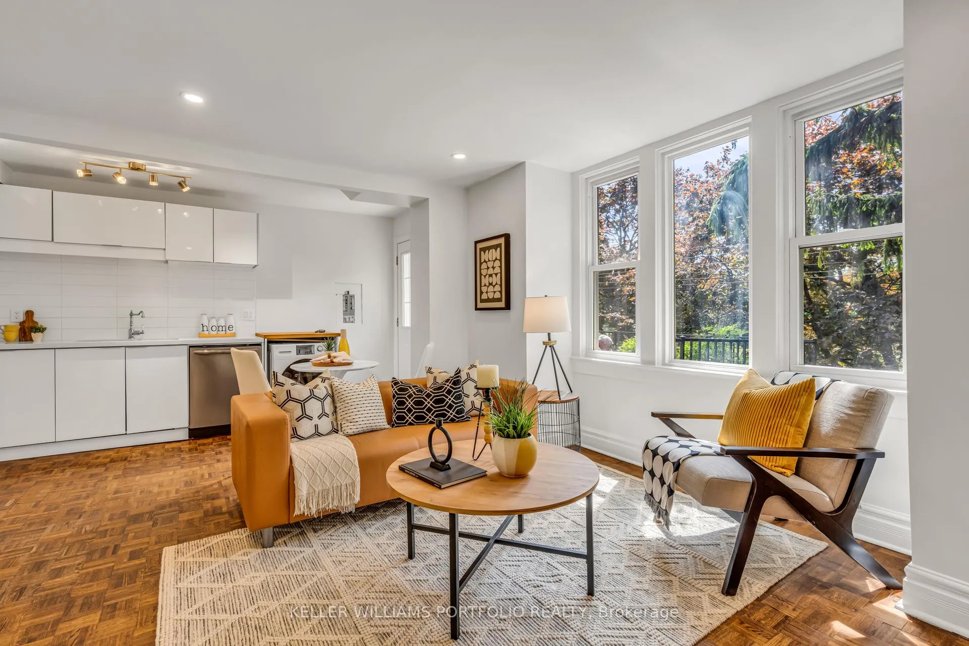 Photo 14 of 79 Gore Vale Avenue, Toronto, Trinity-Bellwoods — HOMEH