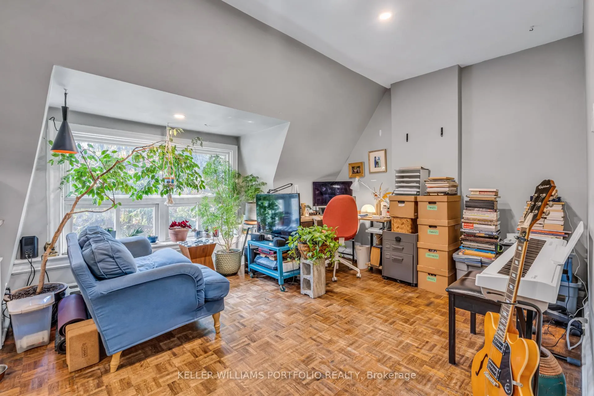 Photo 23 of 79 Gore Vale Avenue, Toronto, Trinity-Bellwoods — HOMEH