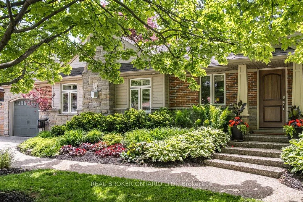Photo 3 of 64 Miller Drive, Hamilton, Ancaster — HOMEH