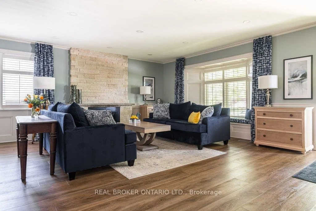 Photo 5 of 64 Miller Drive, Hamilton, Ancaster — HOMEH