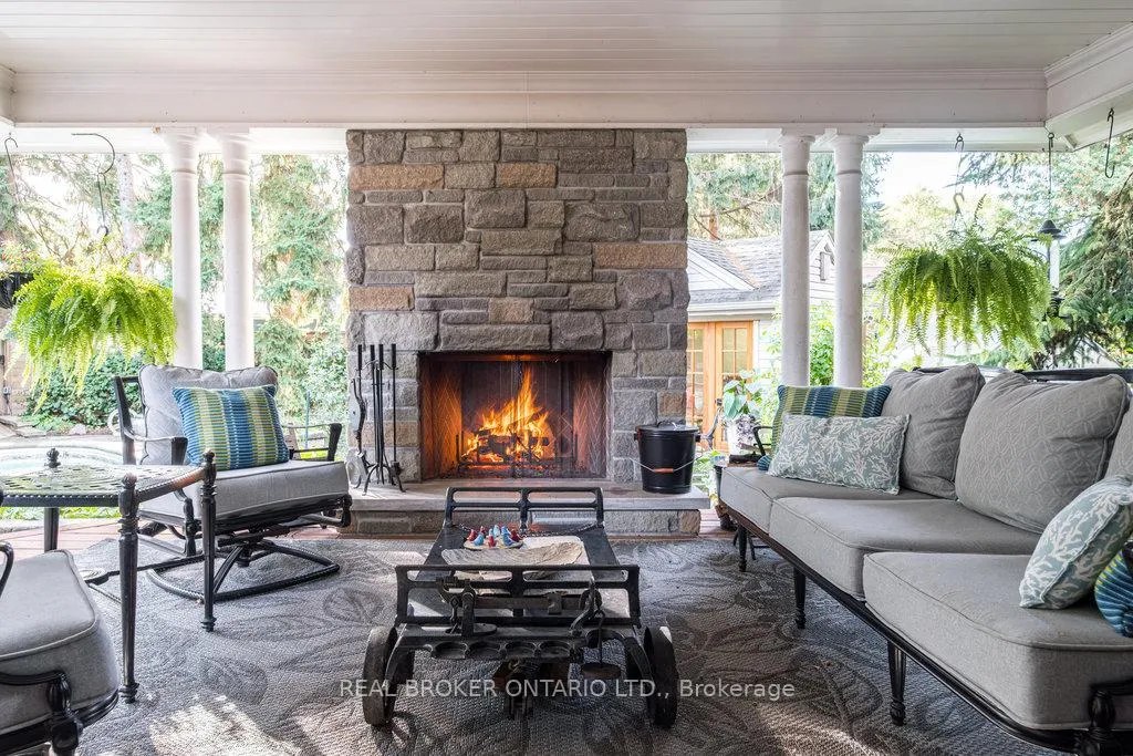 Photo 34 of 64 Miller Drive, Hamilton, Ancaster — HOMEH